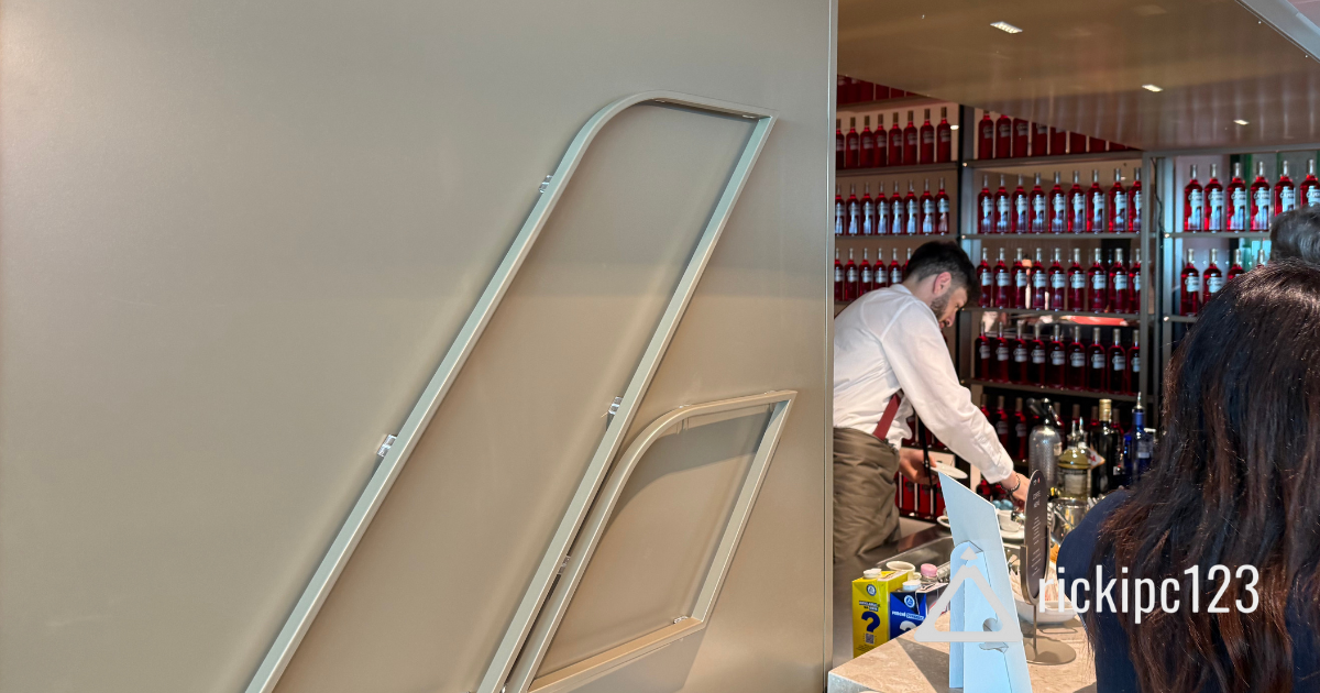 Bar Campari nella Runway Lounge ITA Airways